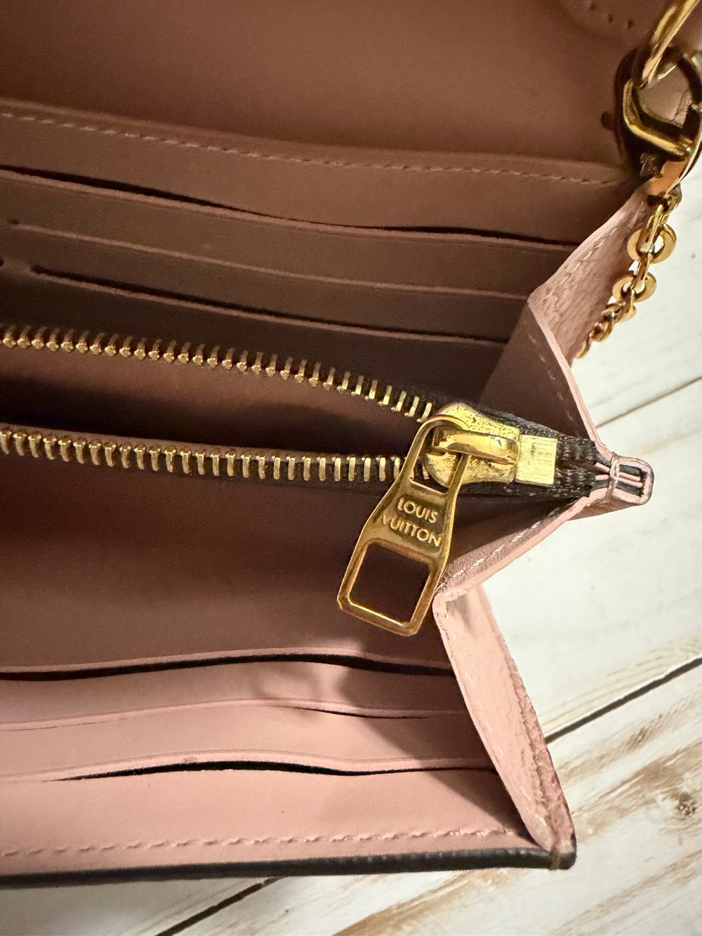 Louis Vuitton Brown Damier Ebene Crossbody Wallet with Gold Chain - Picture 10 of 10